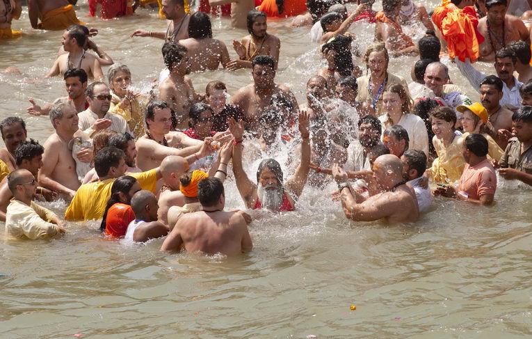 Kumbha_Mela_Impressions_D3Y9937_resize_resize