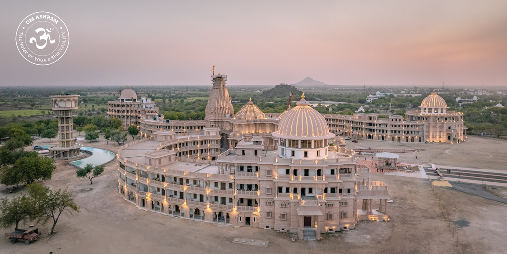 ﻿Remarkable inauguration of OM Ashram in India