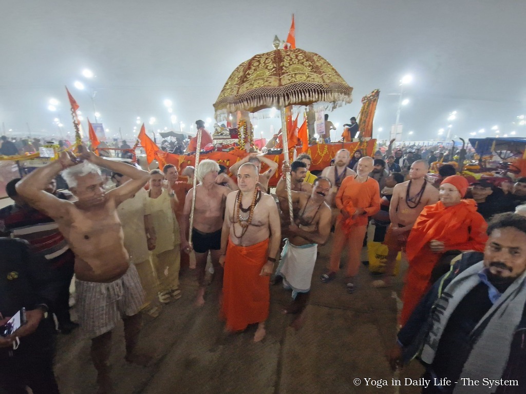 Maha Kumbh Mela 2025 with Mahamandaleshwar Swami Gyaneshwar Puri Ji