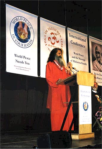 Swamiji at the speaker\'s podium