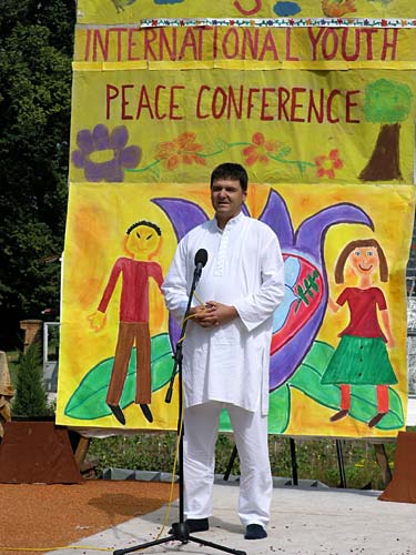 Manfred Sepponat - Mansukram, President of the International Fellowship of YIDL